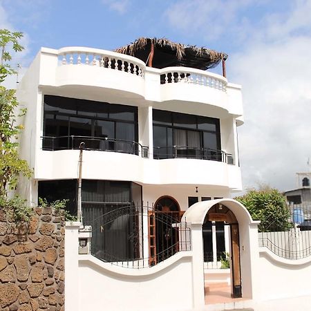 Отель Planet House Пуэрто-Айора Экстерьер фото